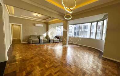 Imagem: O apartamento possui 4 Dormitórios, 3 Banheiros, 152m² de