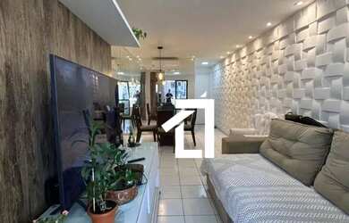 Imagem: O apartamento possui 3 Dormitórios, 1 Banheiro, 1 Vaga na garagem