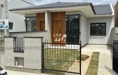 Imagem: A casa possui 2 Dormitórios, 1 Banheiro, 1 Vaga na garagem