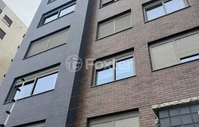 Imagem: O apartamento possui 3 Dormitórios, 3 Banheiros, 2 Vagas na