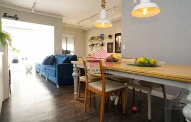 Imagem: O apartamento possui 2 Dormitórios, 1 Banheiro, 2 Vagas na