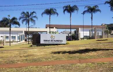 Imagem: O terreno possui 500m² de Área e está localizado em Vila