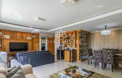 Imagem: O apartamento possui 4 Dormitórios, 5 Banheiros, 202m² de