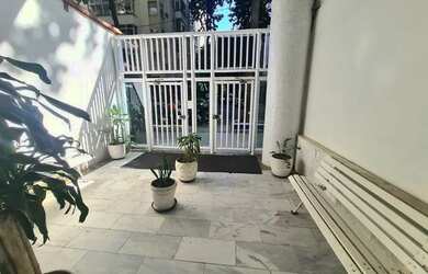 Imagem: A kitnet possui 1 Dormitório, 1 Banheiro, 35m² de Área e