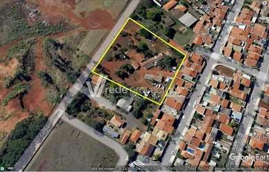 Imagem: O terreno possui 8.800m² de Área e está localizado em Betel