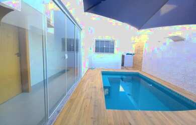 Imagem: A casa em condomínio possui 3 Dormitórios, 2 Banheiros, 2