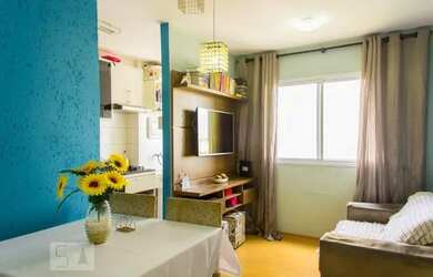 Imagem: O apartamento possui 2 Dormitórios, 1 Banheiro, 1 Vaga na garagem