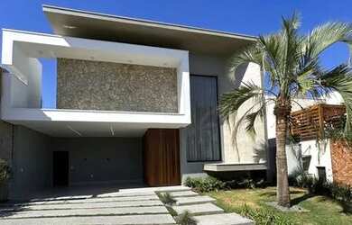 Imagem: A casa em condomínio à venda possui 4 Dormitórios, 5 Banheiros