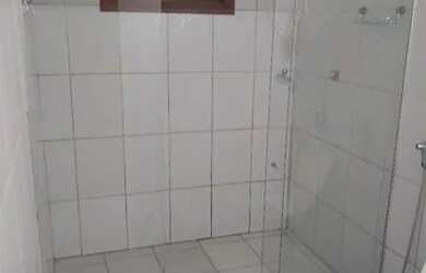 Imagem: A casa possui 1 Dormitório, 1 Banheiro, 70m² de Área e está