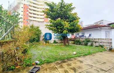 Imagem: A casa possui 3 Dormitórios, 3 Banheiros, 2 Vagas na garagem