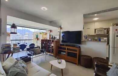 Imagem: O apartamento na cobertura possui 3 Dormitórios, 3 Banheiros