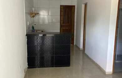 Imagem: A casa possui 2 Dormitórios, 1 Banheiro e 1 Vaga na garagem