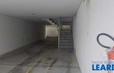 Imagem: O apartamento na cobertura possui 2 Dormitórios, 1 Banheiro