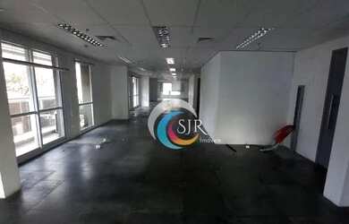 Imagem: O depósito possui 5 Vagas na garagem, 313m² de Área, Imóvel