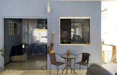 Imagem: A casa para alugar possui 4 Dormitórios, 4 Banheiros e 2 Vagas