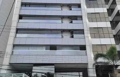 Imagem: O apartamento possui 4 Dormitórios, 5 Banheiros, 2 Vagas na