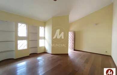 Imagem: O depósito possui 3 Vagas na garagem, 223m² de Área e está