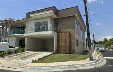 Imagem: A casa em condomínio possui 3 Dormitórios, 5 Banheiros, 4