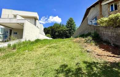 Imagem: O terreno possui 618m² de Área e está localizado em Tanque