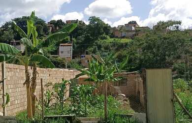 Imagem: O terreno possui 100m² de Área e está localizado em Santa