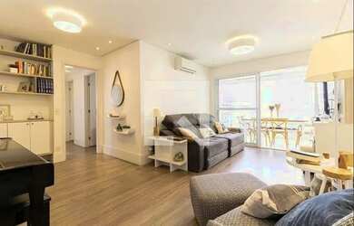 Imagem: O apartamento possui 3 Dormitórios, 2 Banheiros, 2 Vagas na