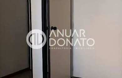 Imagem: O depósito possui 1 Vaga na garagem e 36m² de Área e está