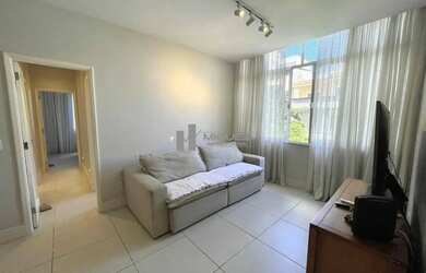 Imagem: O apartamento possui 3 Dormitórios, 2 Banheiros, 1 Vaga na