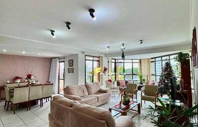 Imagem: O apartamento possui 4 Dormitórios, 4 Banheiros, 3 Vagas na