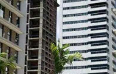 Imagem: O apartamento possui 2 Dormitórios, 1 Banheiro, 2 Vagas na