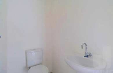 Imagem 5: Predio com conceito diferenciado, integrado à um prédio residencial...