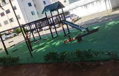 Imagem: O apartamento possui 2 Dormitórios, 1 Banheiro, 1 Vaga na garagem