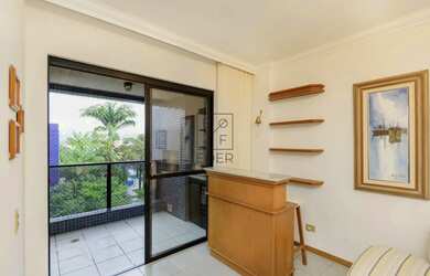 Imagem 6: A uma quadra da praia de Caiobá