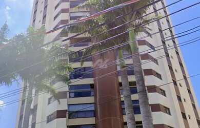 Imagem: O apartamento possui 4 Dormitórios, 5 Banheiros, 2 Vagas na