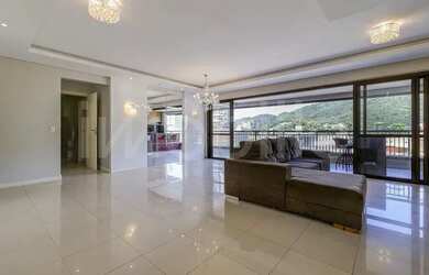 Imagem: Apartamento no Edifício Grand Soleil com 170m² em Itajaí