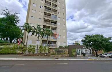 Imagem: O apartamento possui 3 Dormitórios, 2 Banheiros, 2 Vagas na