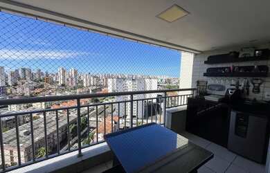 Imagem: O apartamento possui 3 Dormitórios, 2 Banheiros, 2 Vagas na