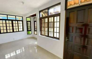 Imagem 3: Casa com 5 dormitórios à venda, 360 m² por R$ 885.000,00 - Itaipu - Niterói/RJ