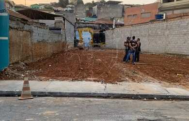 Imagem: O terreno possui 315m² de Área e está localizado em Jardim