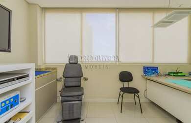 Imagem 15: Clinica médica 3 consultórios Médicos Frente Santa Casa