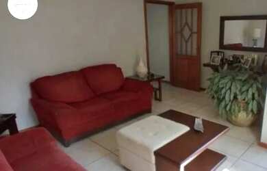 Imagem: A casa possui 2 Dormitórios, 1 Banheiro, 72m² de Área e