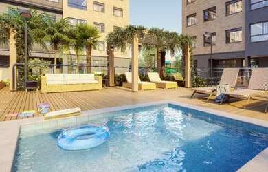 Imagem: O apartamento possui 3 Dormitórios, 2 Banheiros, 2 Vagas na