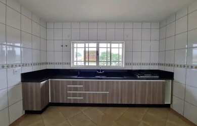 Imagem: O apartamento possui 3 Dormitórios, 2 Banheiros, 1 Vaga na