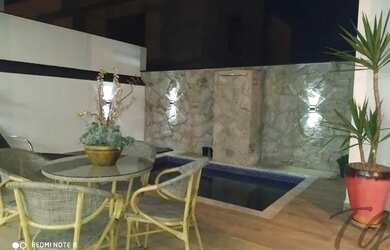 Imagem: A casa em condomínio possui 3 Dormitórios, 5 Banheiros, 4