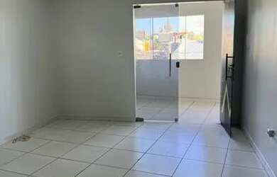 Imagem: O depósito possui 2 Vagas na garagem, 60m² de Área e está