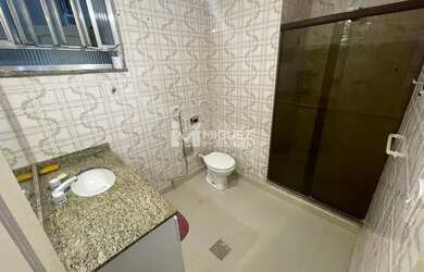 Imagem: O apartamento possui 2 Dormitórios, 2 Banheiros, 80m² de Área