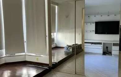 Imagem: O apartamento e possui 4 Dormitórios, Suítes, 2 Banheiros