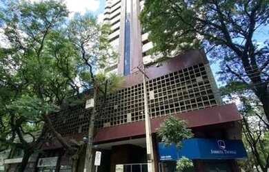 Imagem: O apartamento possui 4 Dormitórios, 3 Banheiros, 2 Vagas na