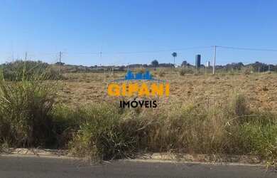 Imagem: O terreno possui 250m² de Área e está localizado em Monte