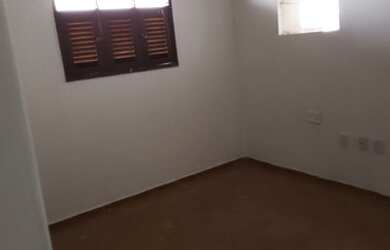 Imagem: A casa para alugar possui 4 Dormitórios, 3 Banheiros e 1 Vaga
