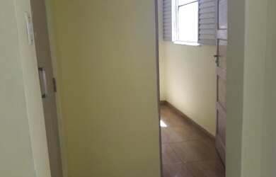 Imagem 1: Alugo uma kit net. 1 Banheiroe1 Dormitório